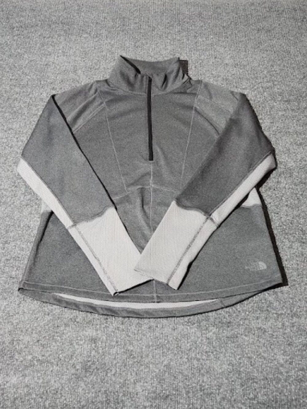 North Face Women's Long Sleeve 1/2 Zip Lightweight Pullover Shirt Large